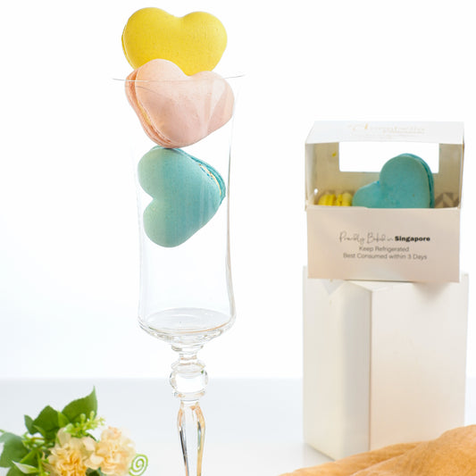 3PCS Heart Macarons in Gift Box | Special Price Rp48.000