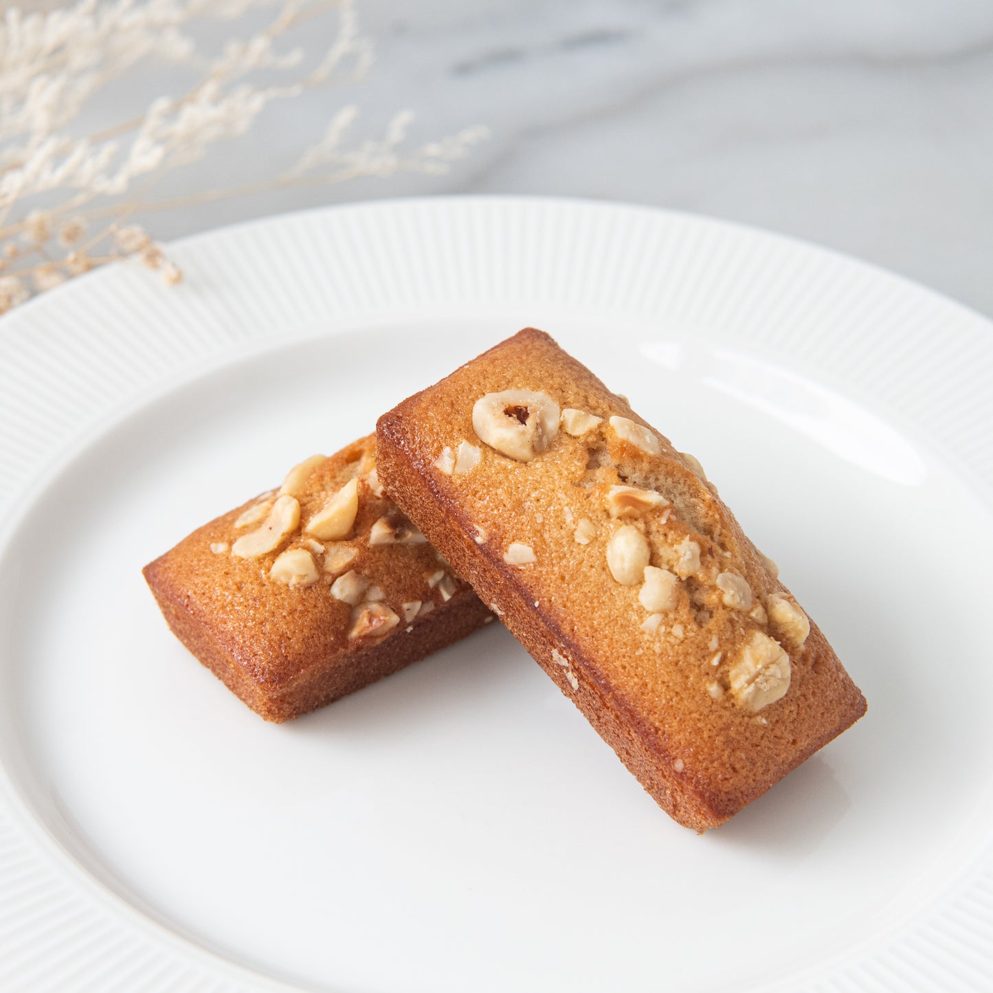 5PCS Golden Treat Financier | Almond Cake in Gift Box | Special Price Rp78.000